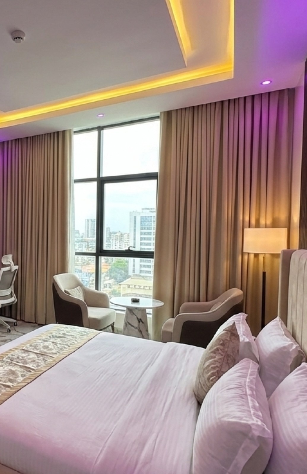 Tiano Executive Room